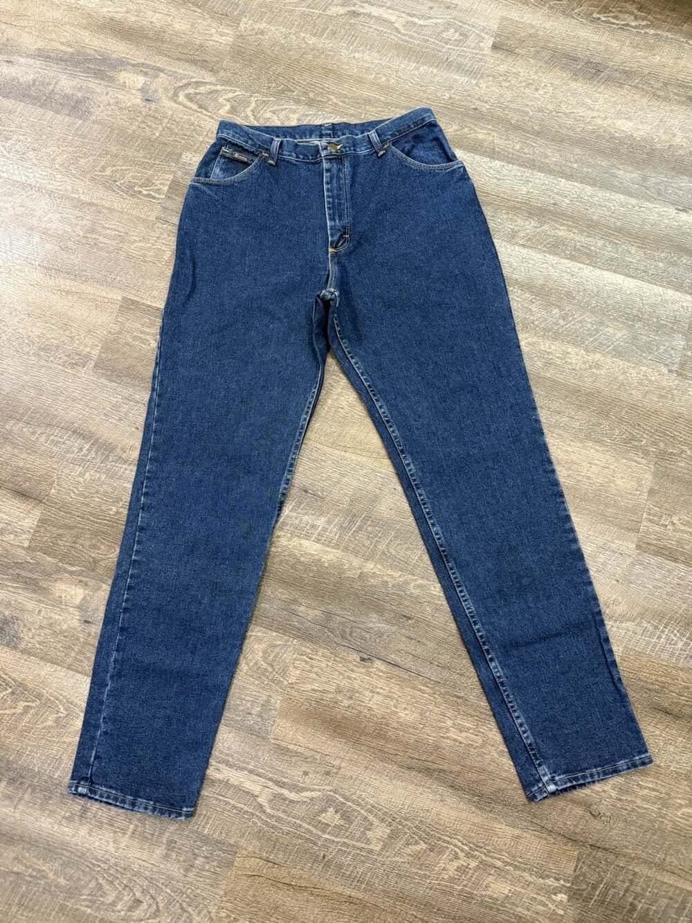 NWT Wrangler Women’s Relaxed Dark Jeans Short 14x34 Straight Leg NWT 90s VTG